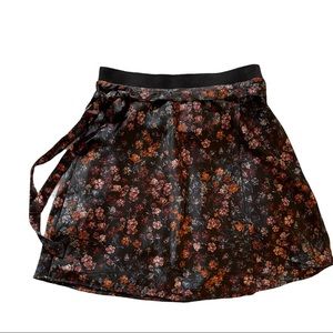 ABERCROMBIE & FITCH WRAP MINI SKIRT SIZE S NWOT